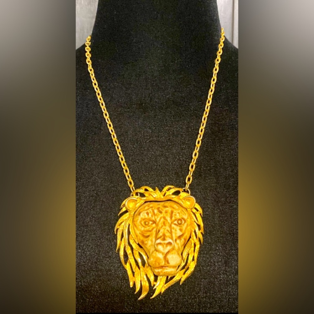 Vintage 1970s Luca Razza Lion Head Necklace, Large Gold Tone Statement Pendant